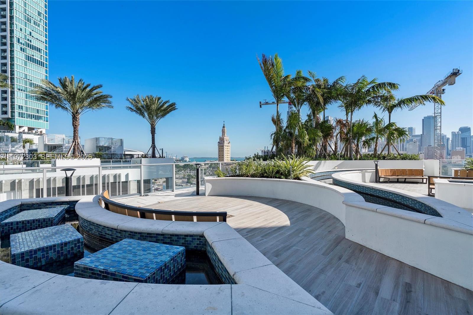 image Paramount Miami Worldcenter52