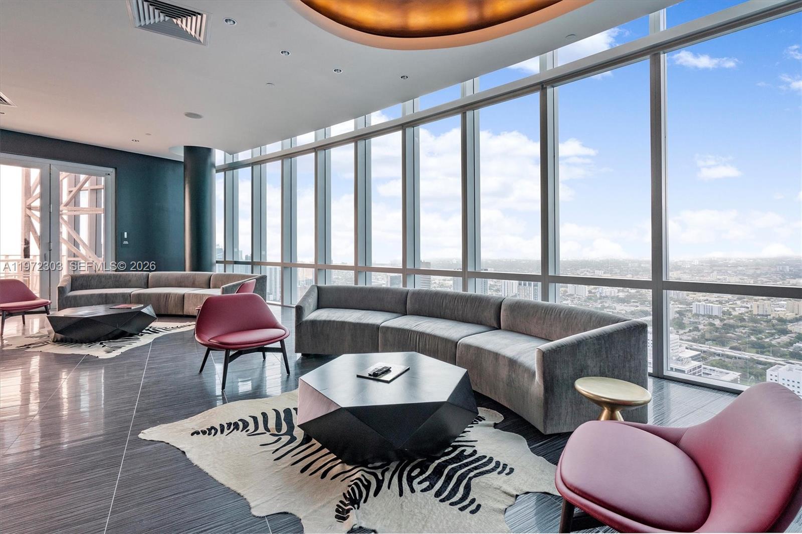 image Paramount Miami Worldcenter60