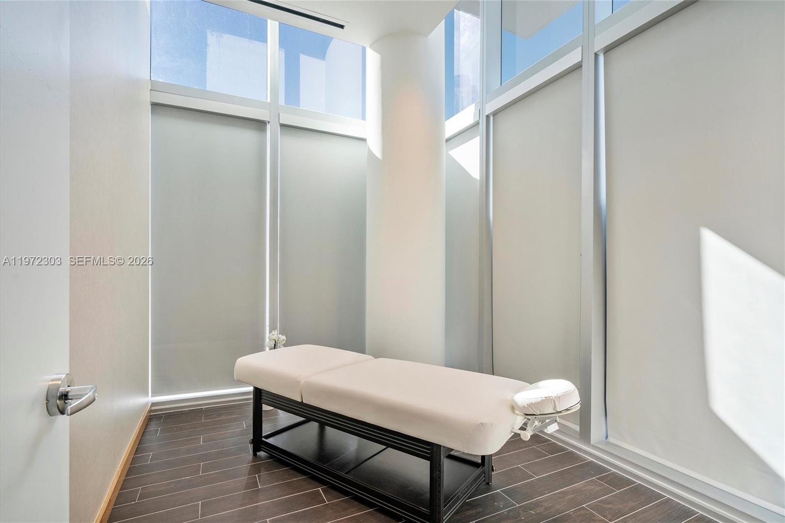 image Paramount Miami Worldcenter65