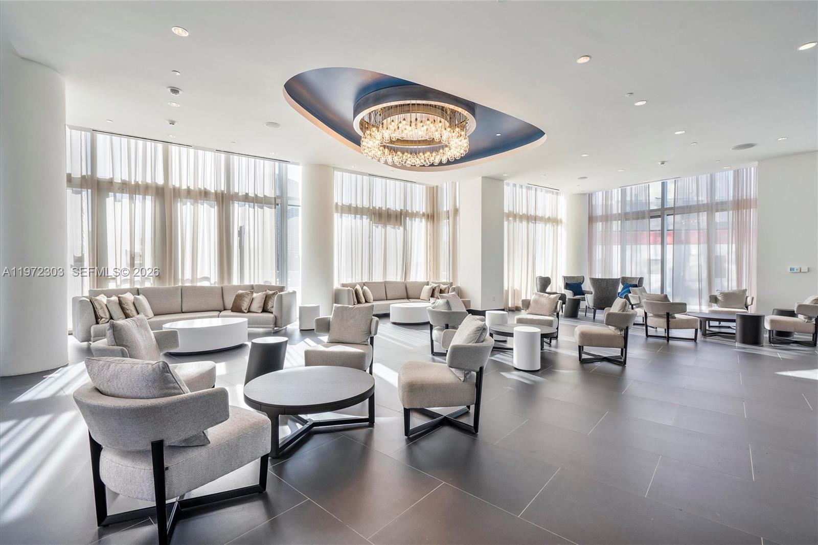 image Paramount Miami Worldcenter75