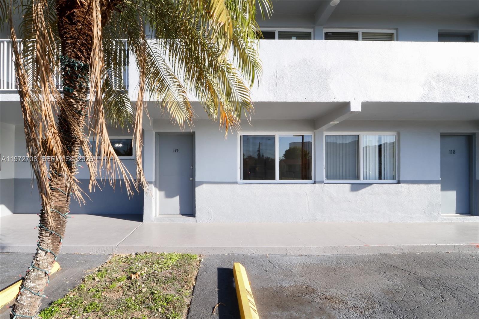 11195 SW 1st St #119 Sweetwater, FL 33174