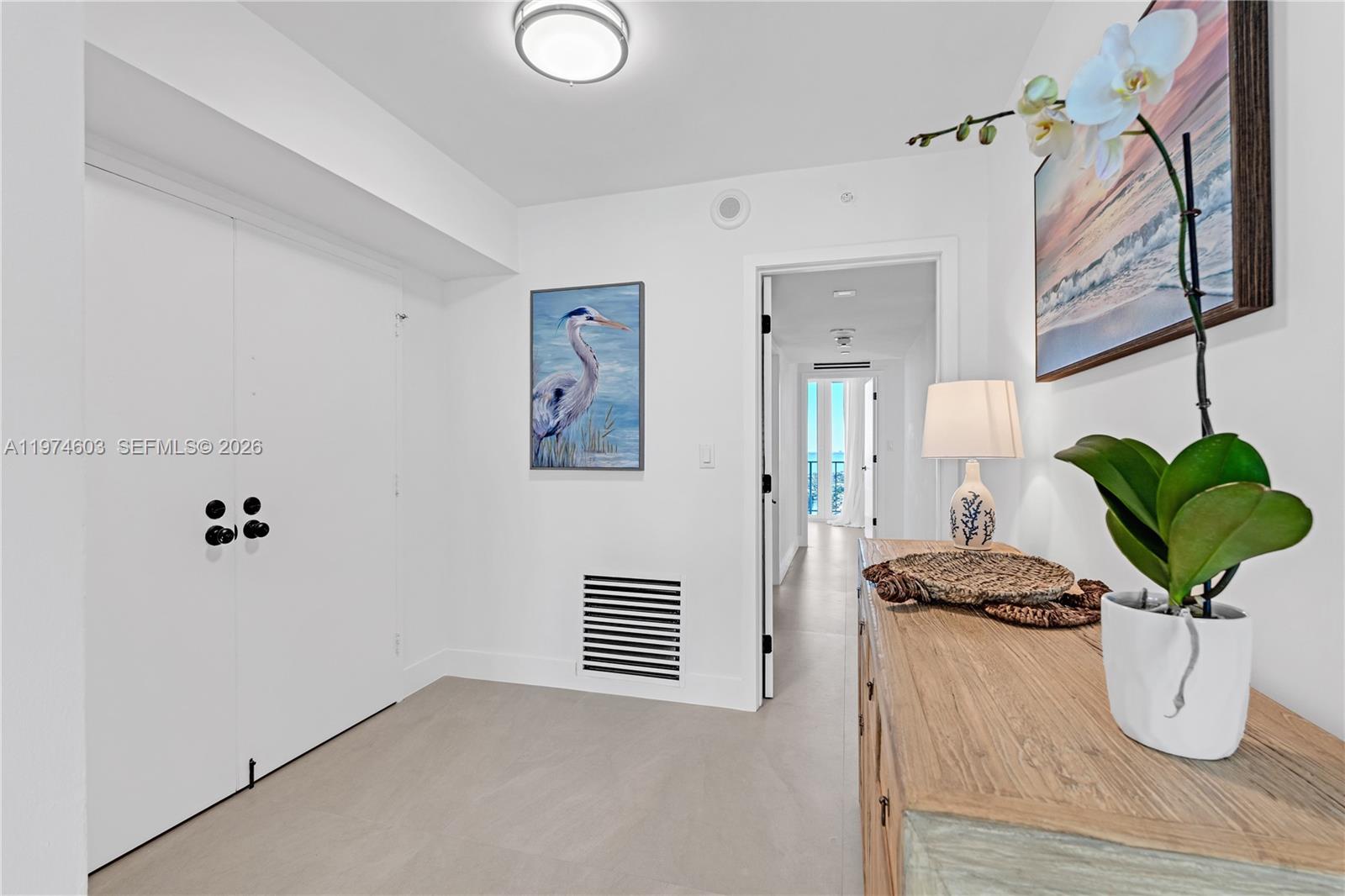 image Casa Del Mar Condos10