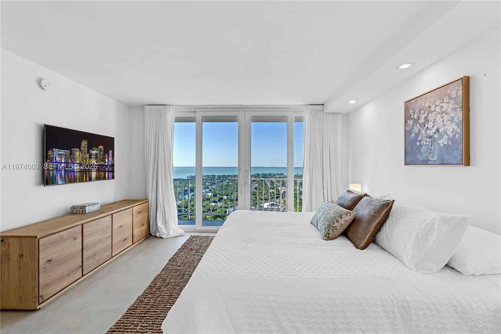 image Casa Del Mar Condos32