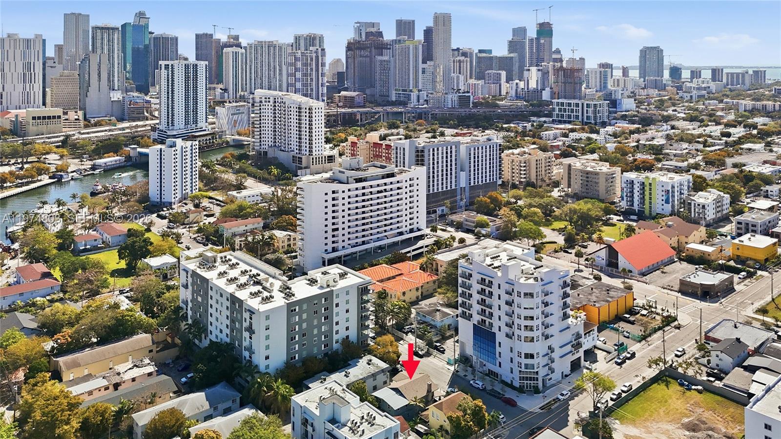 667 NW 1st St Miami, FL 33128