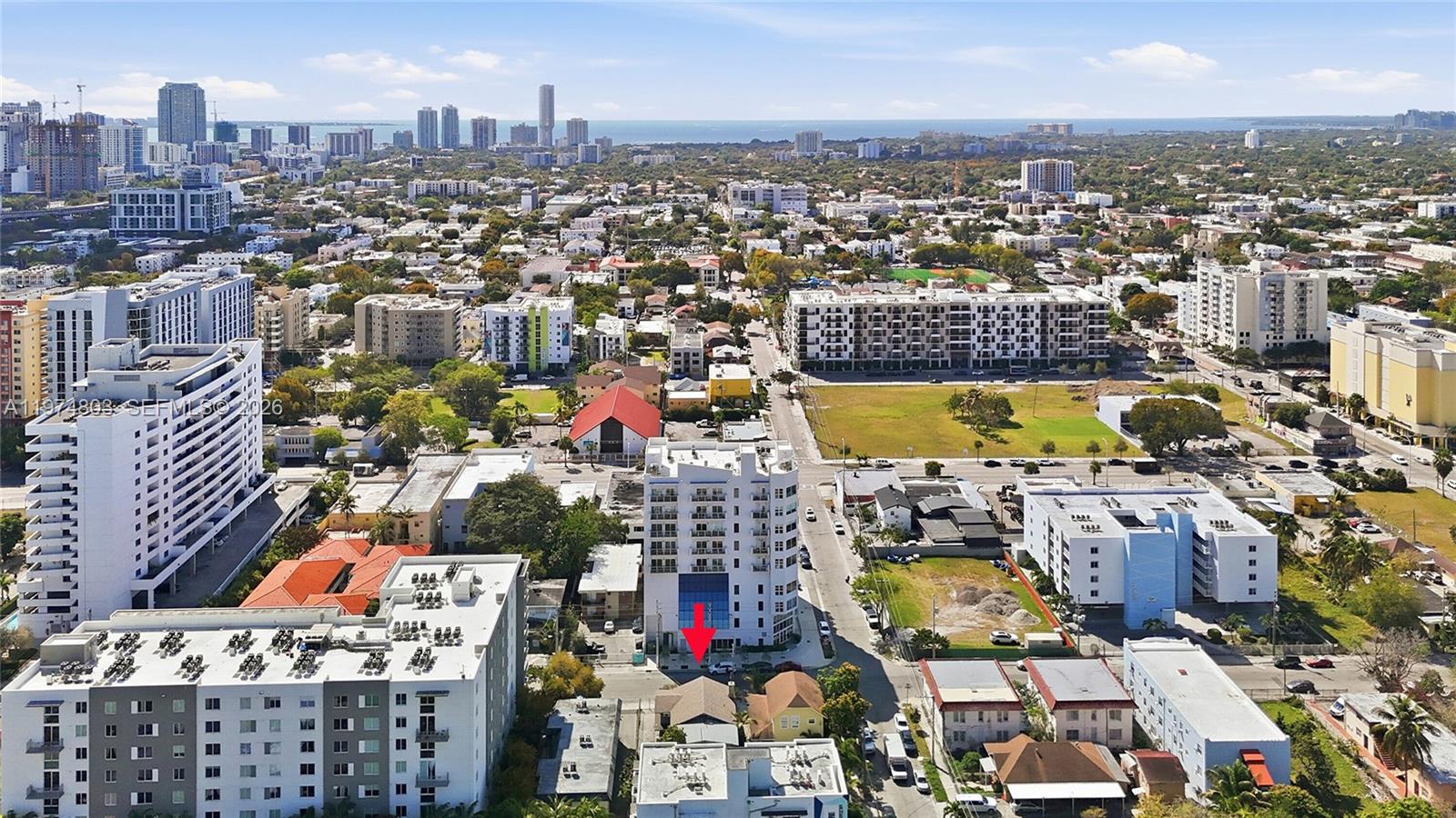 667 NW 1st St Miami, FL 33128