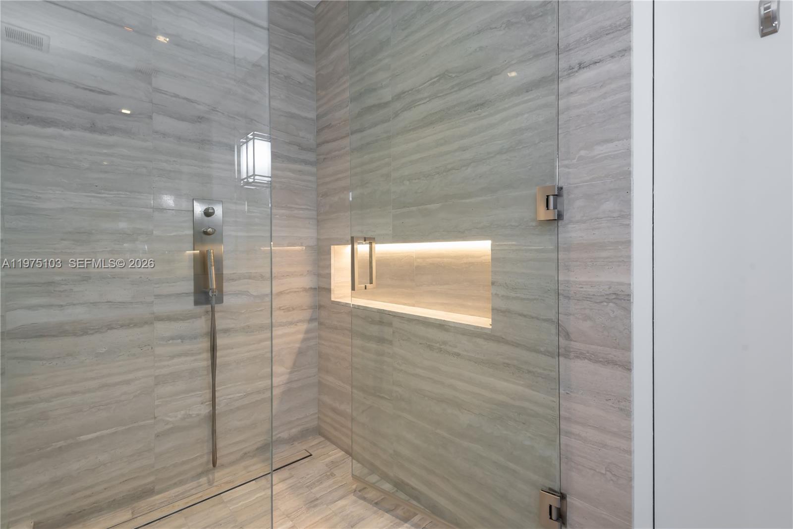 18975 Collins Ave #801 Sunny Isles Beach, FL 33160