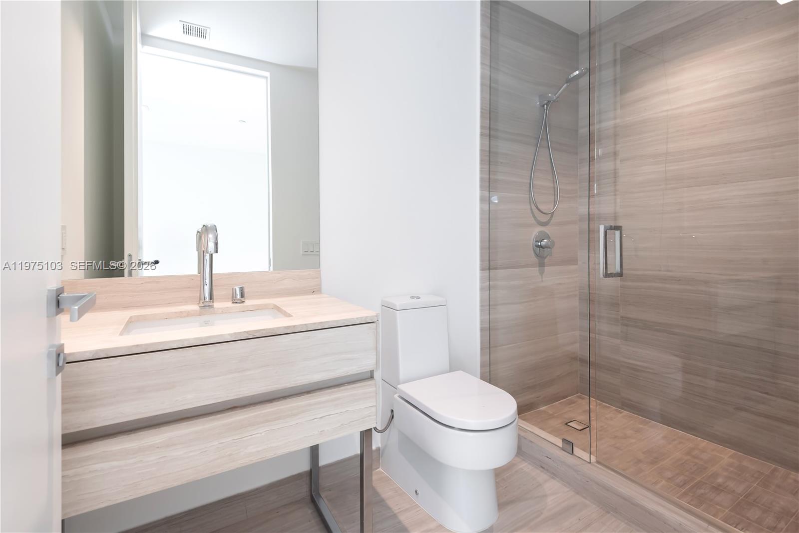 18975 Collins Ave #801 Sunny Isles Beach, FL 33160