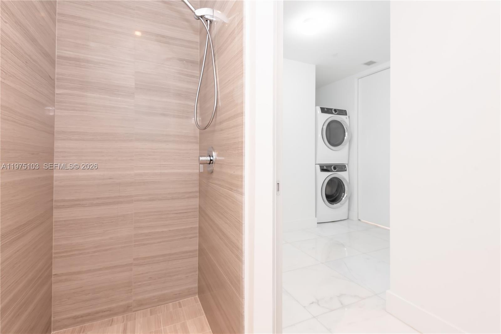 18975 Collins Ave #801 Sunny Isles Beach, FL 33160