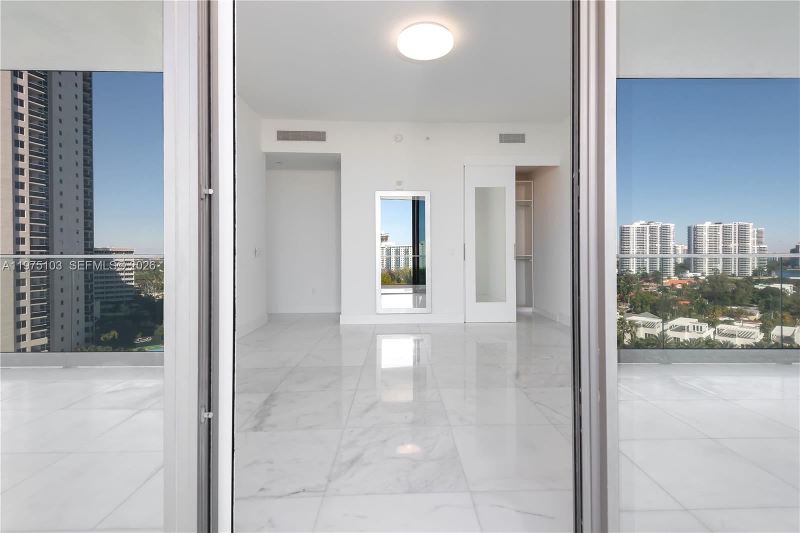 18975 Collins Ave #801 Sunny Isles Beach, FL 33160