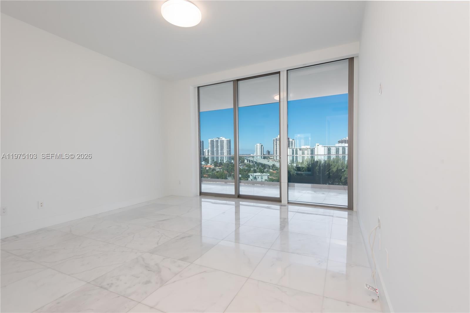 18975 Collins Ave #801 Sunny Isles Beach, FL 33160