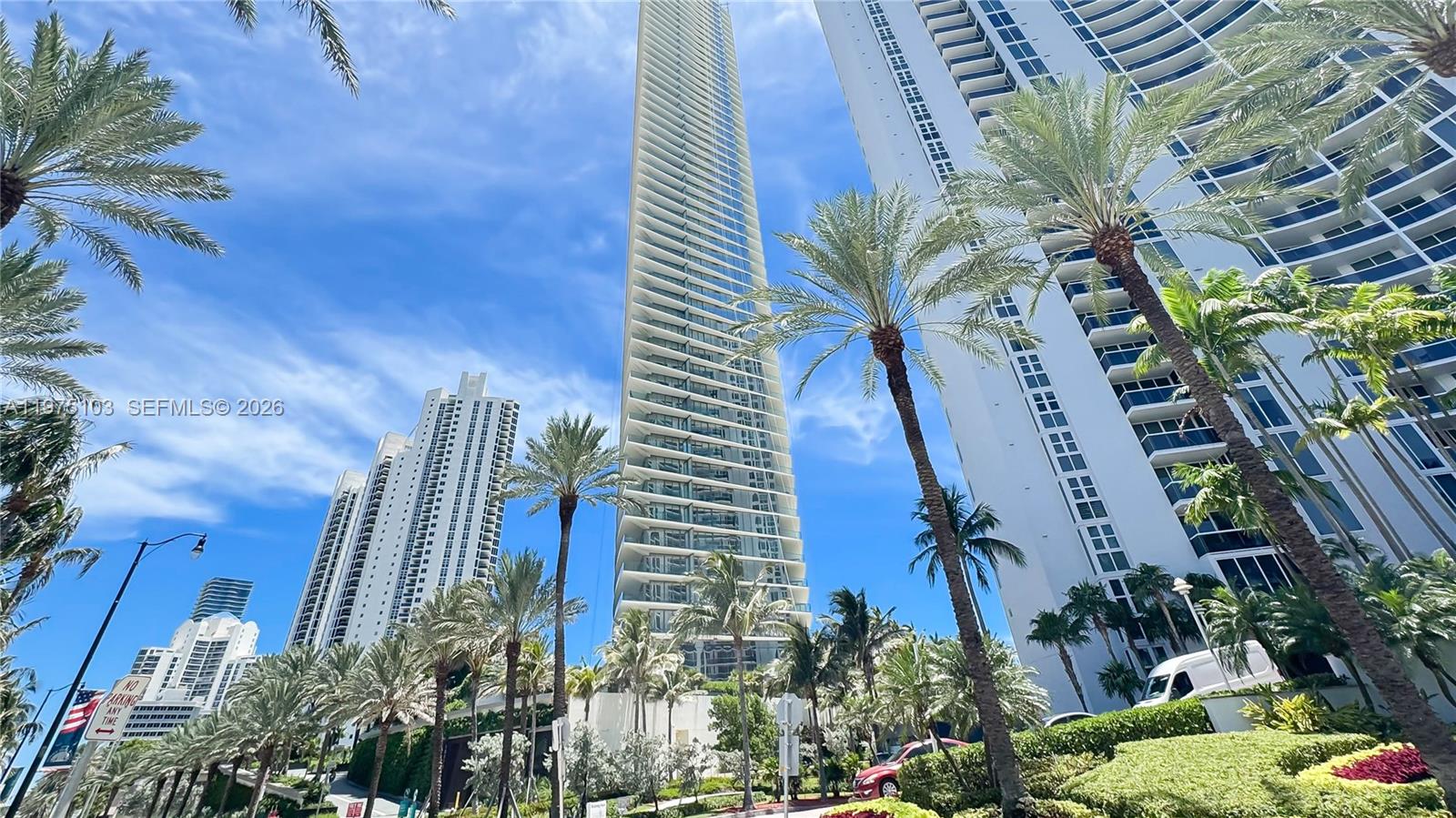 18975 Collins Ave #801 Sunny Isles Beach, FL 33160