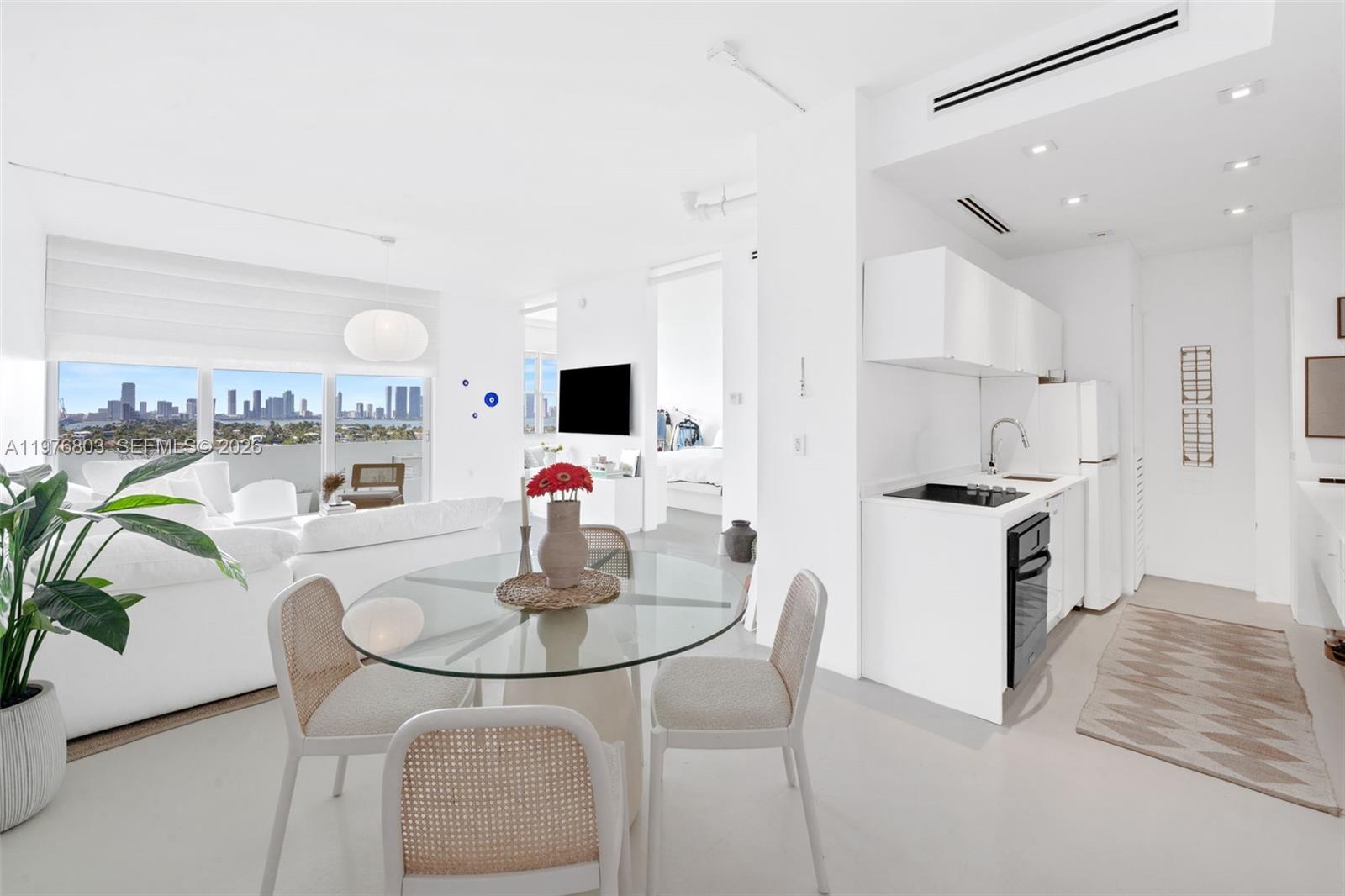 3 Island Ave #PH-G Miami Beach, FL 33139