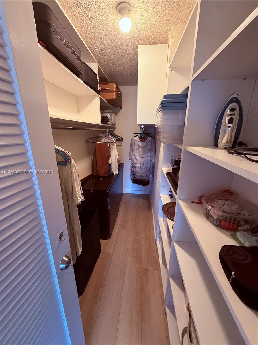 1130 11th St #5A Miami Beach, FL 33139