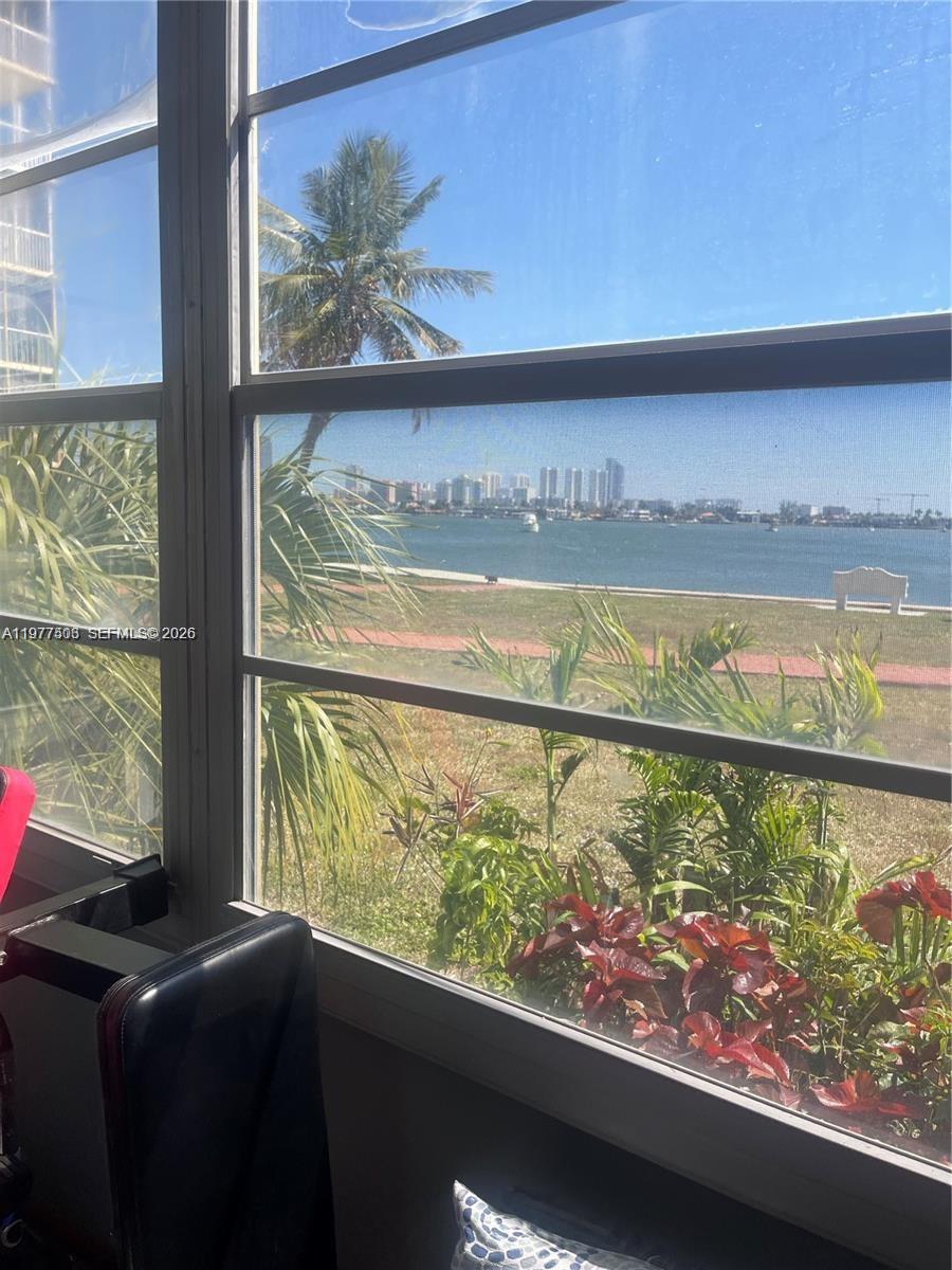 2910 Point East Dr #M109