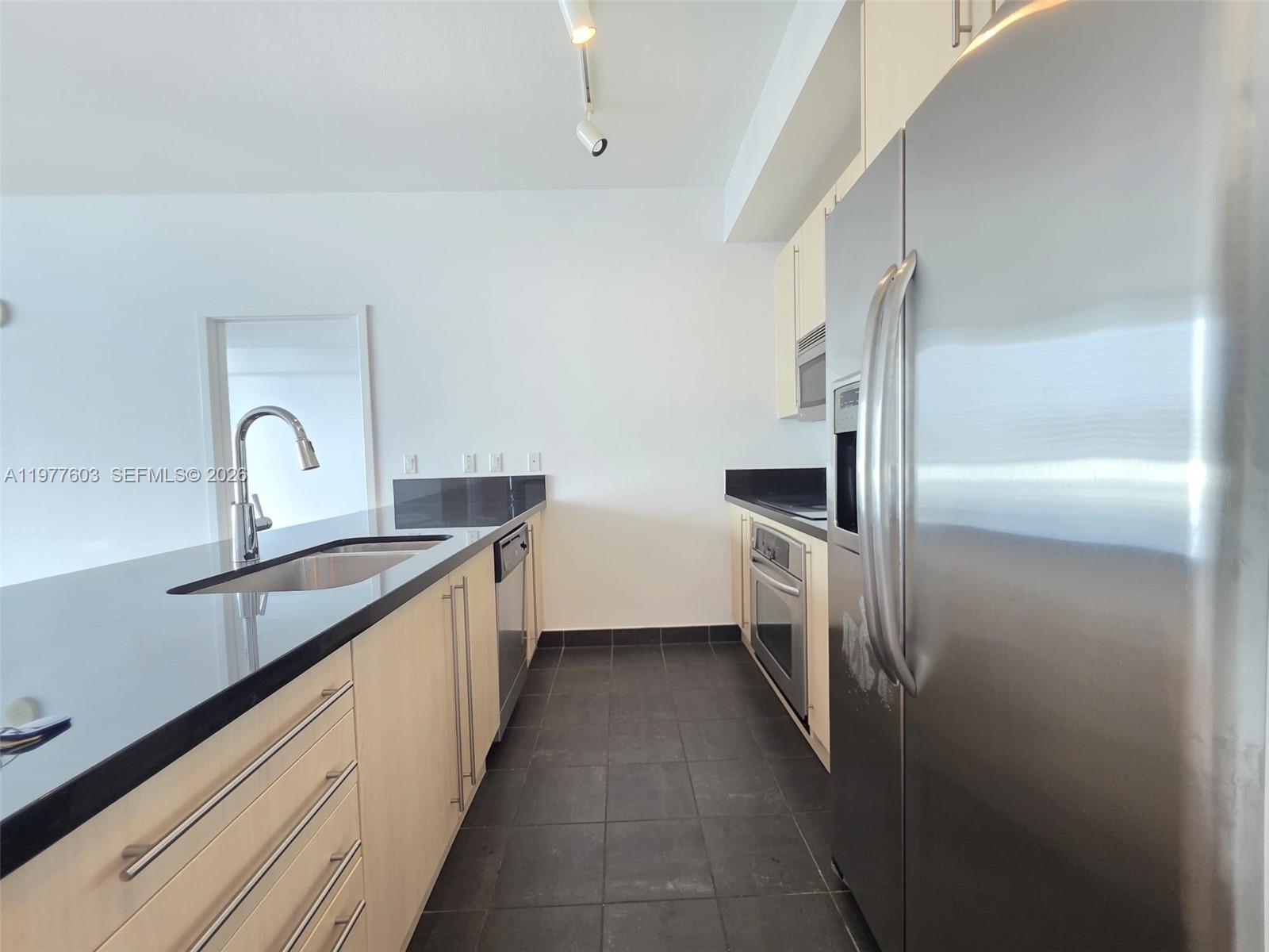 1111 SW 1st Ave #1823-N Miami, FL 33130