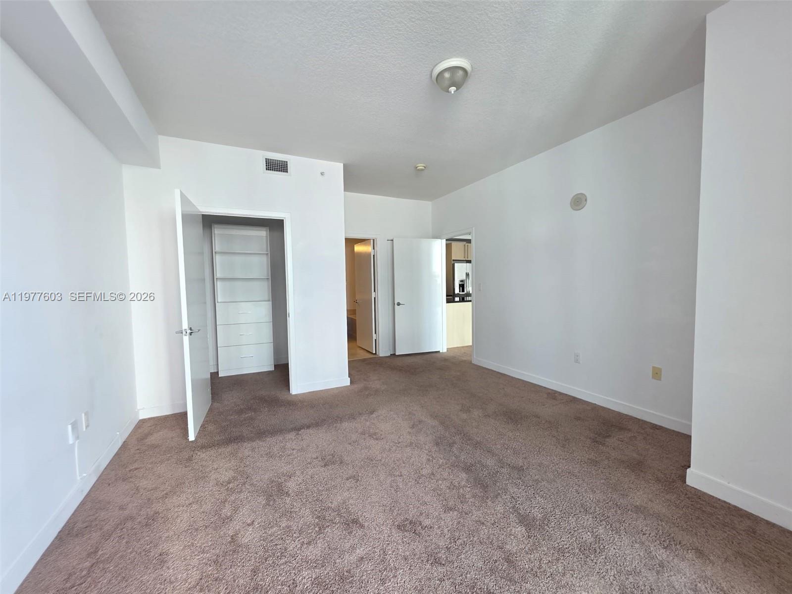 1111 SW 1st Ave #1823-N Miami, FL 33130