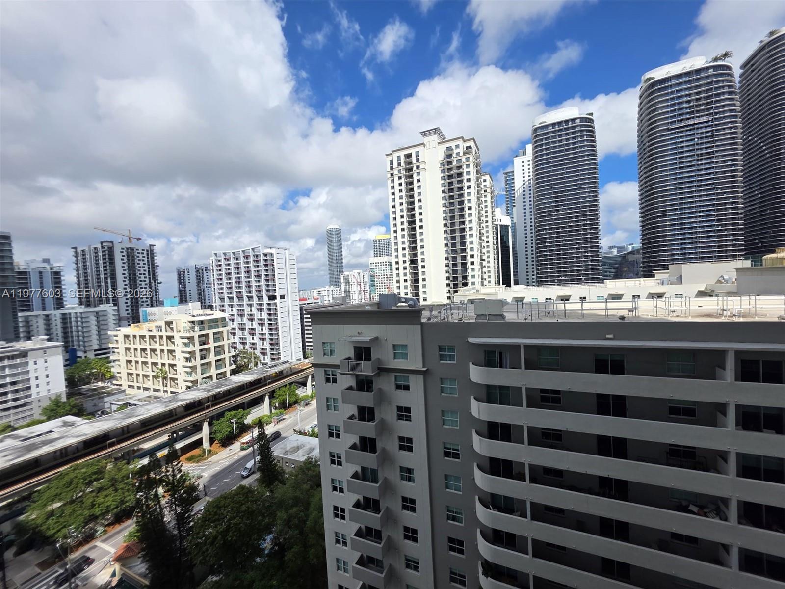 1111 SW 1st Ave #1823-N Miami, FL 33130