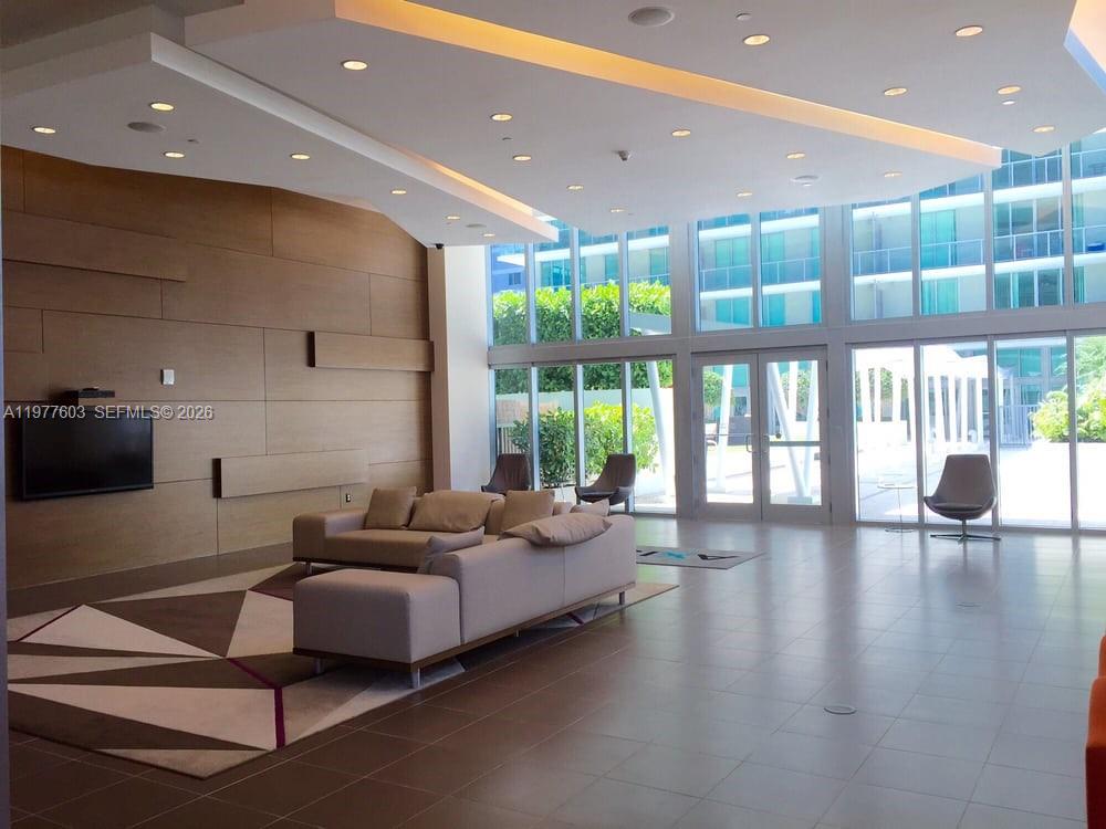 1111 SW 1st Ave #1823-N Miami, FL 33130