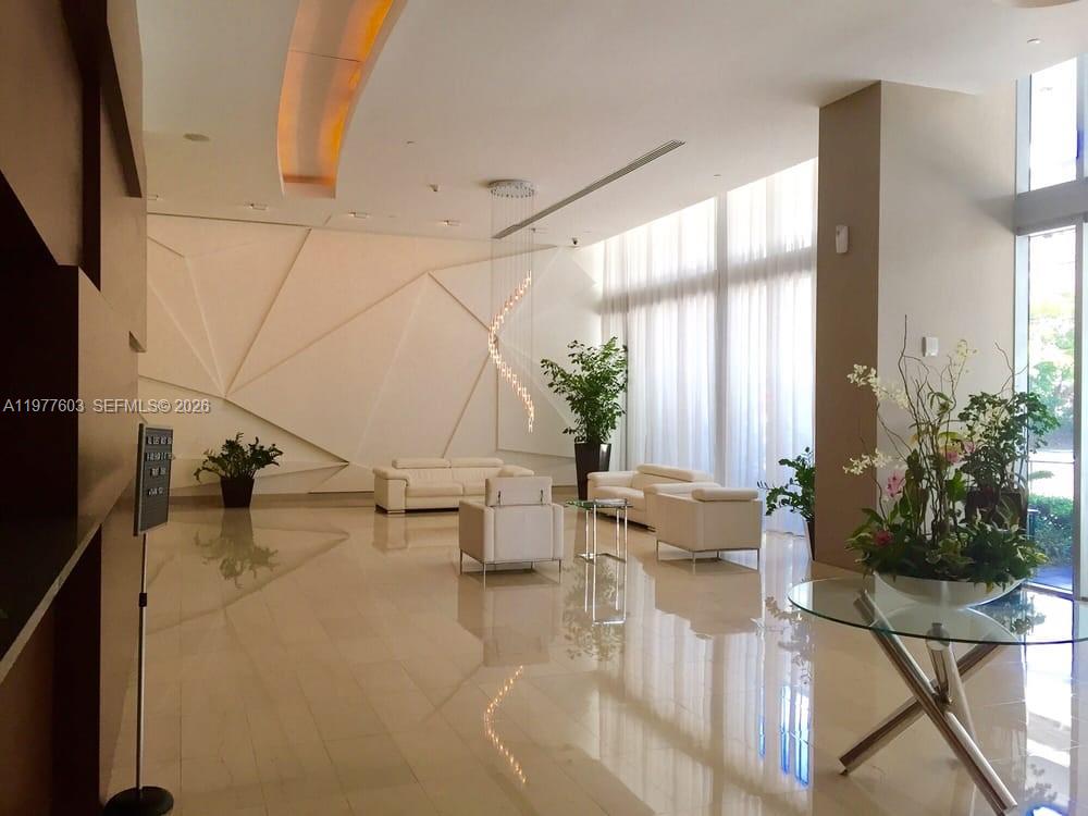 1111 SW 1st Ave #1823-N Miami, FL 33130