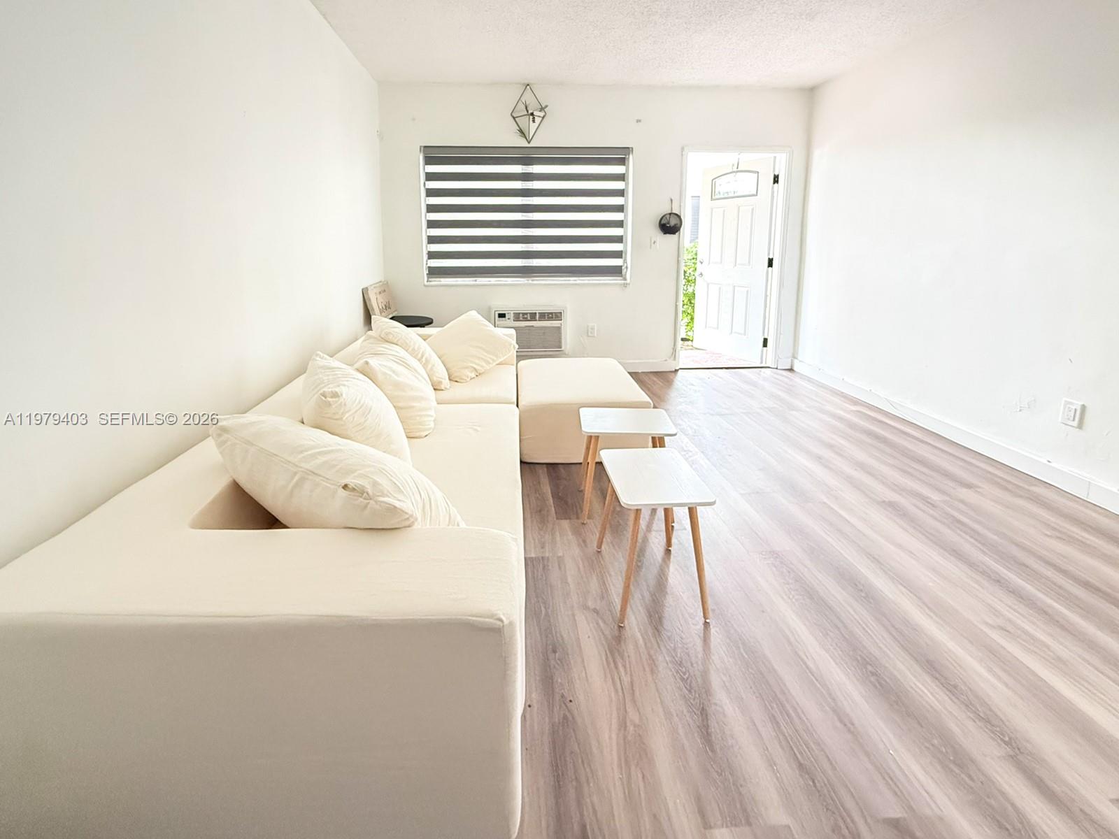 7720 Harding Ave #3 Miami Beach, FL 33141