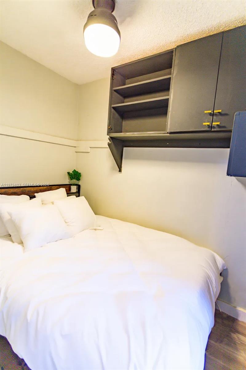 7720 Harding Ave #3 Miami Beach, FL 33141