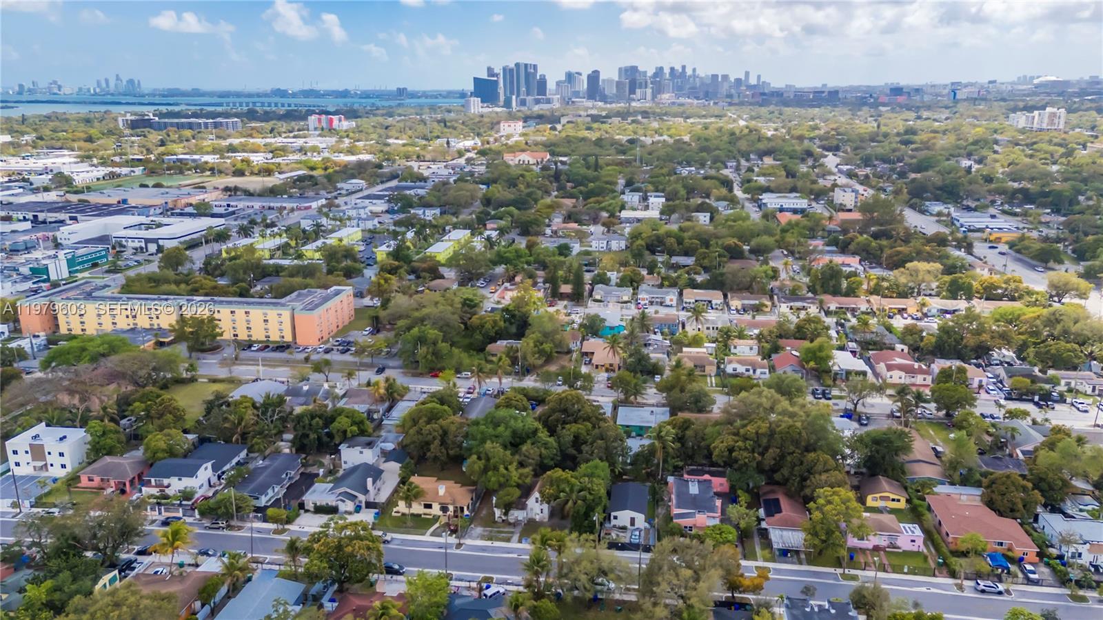 98 NE 70th St Miami, FL 33138