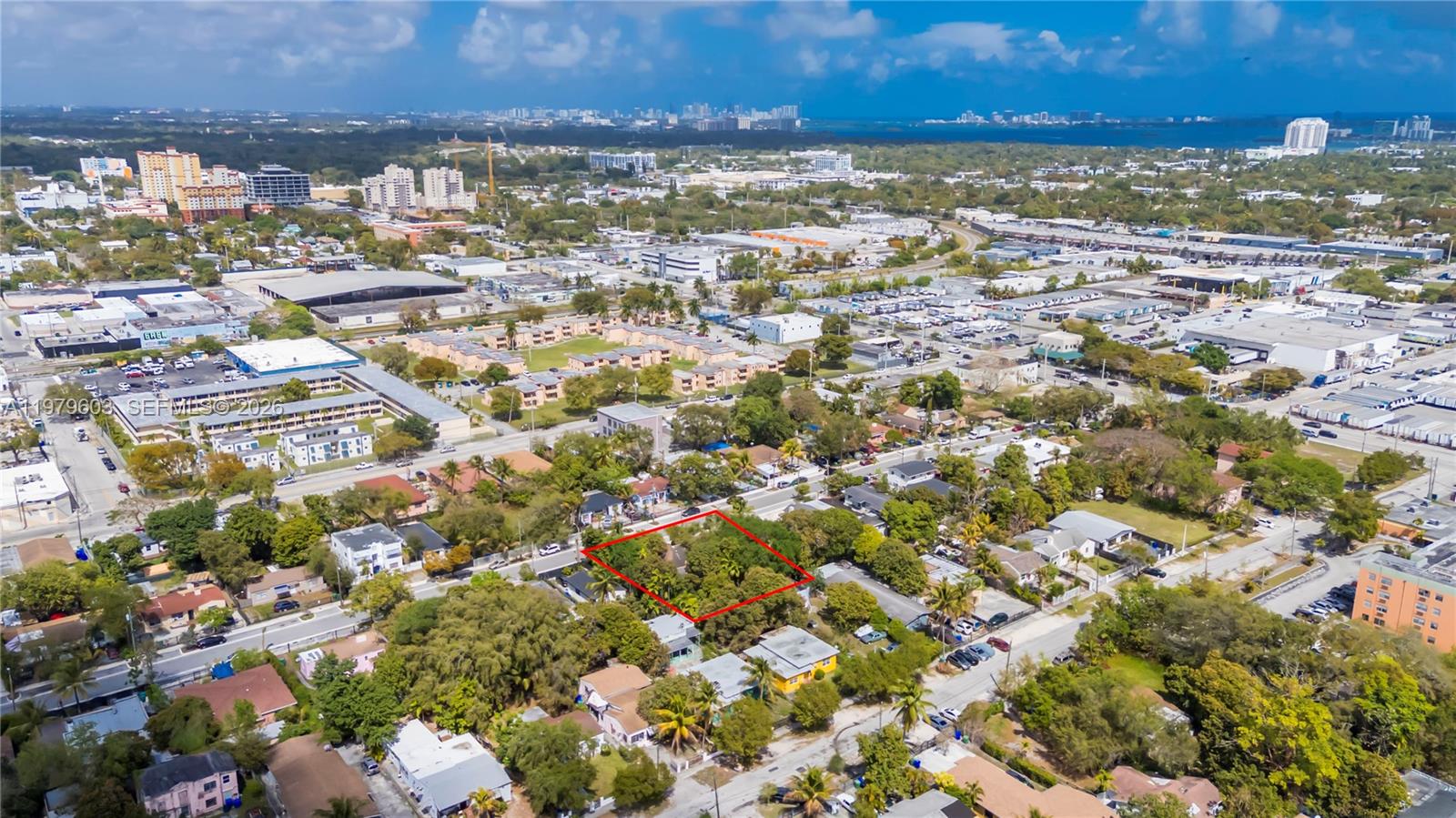 98 NE 70th St Miami, FL 33138