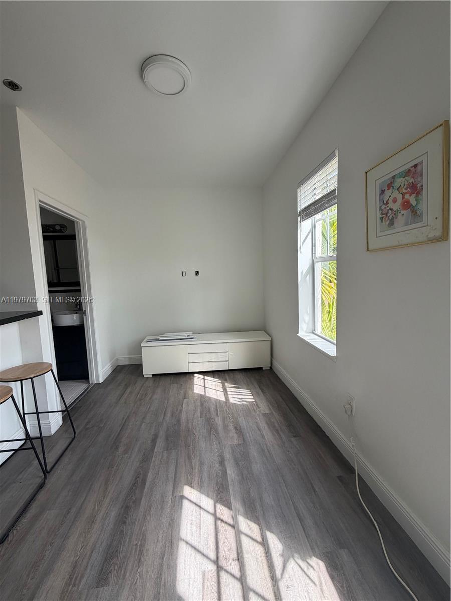 1244 Pennsylvania Ave #305 Miami Beach, FL 33139