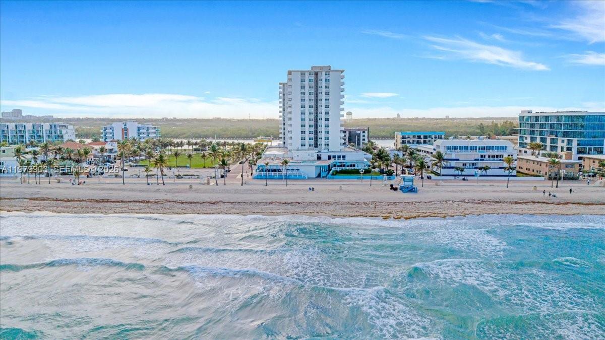 3111 N Ocean Dr #905