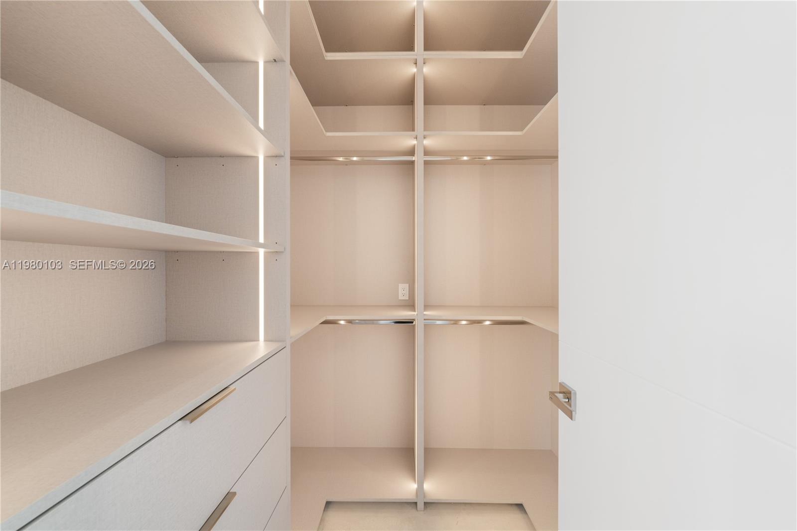 2710 S Le Jeune Rd Coral Gables, FL 33134