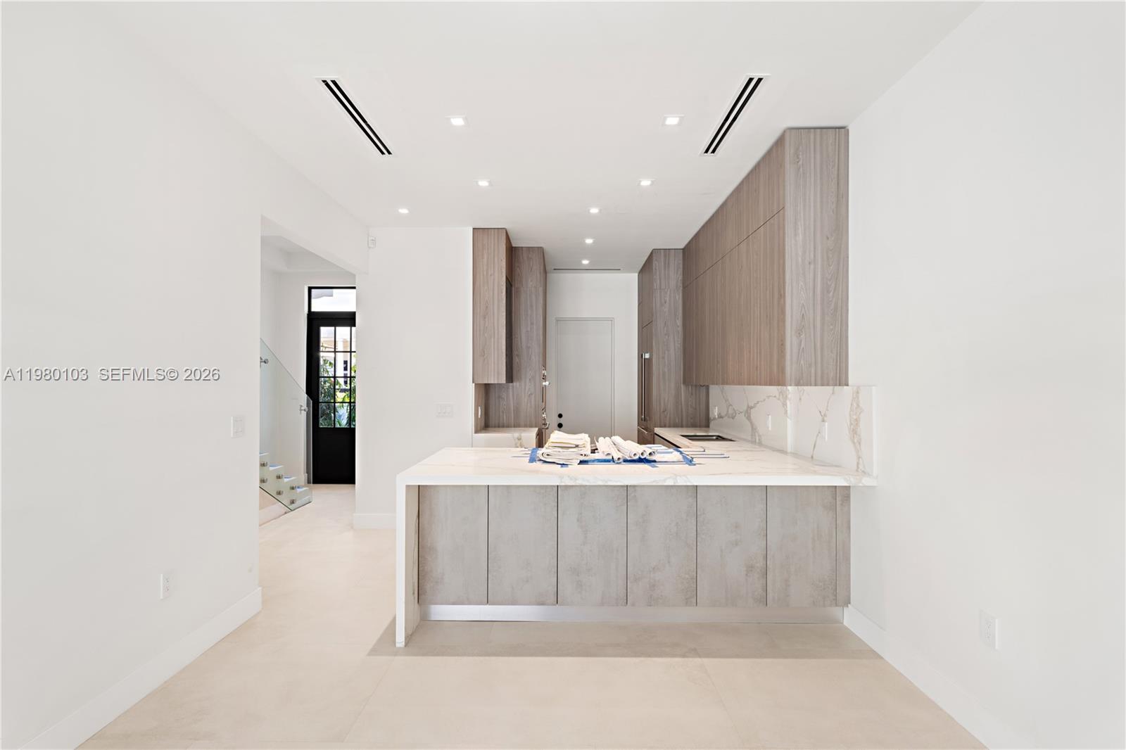 2710 S Le Jeune Rd Coral Gables, FL 33134