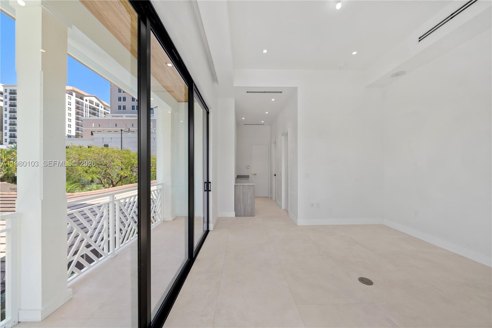 2710 S Le Jeune Rd Coral Gables, FL 33134