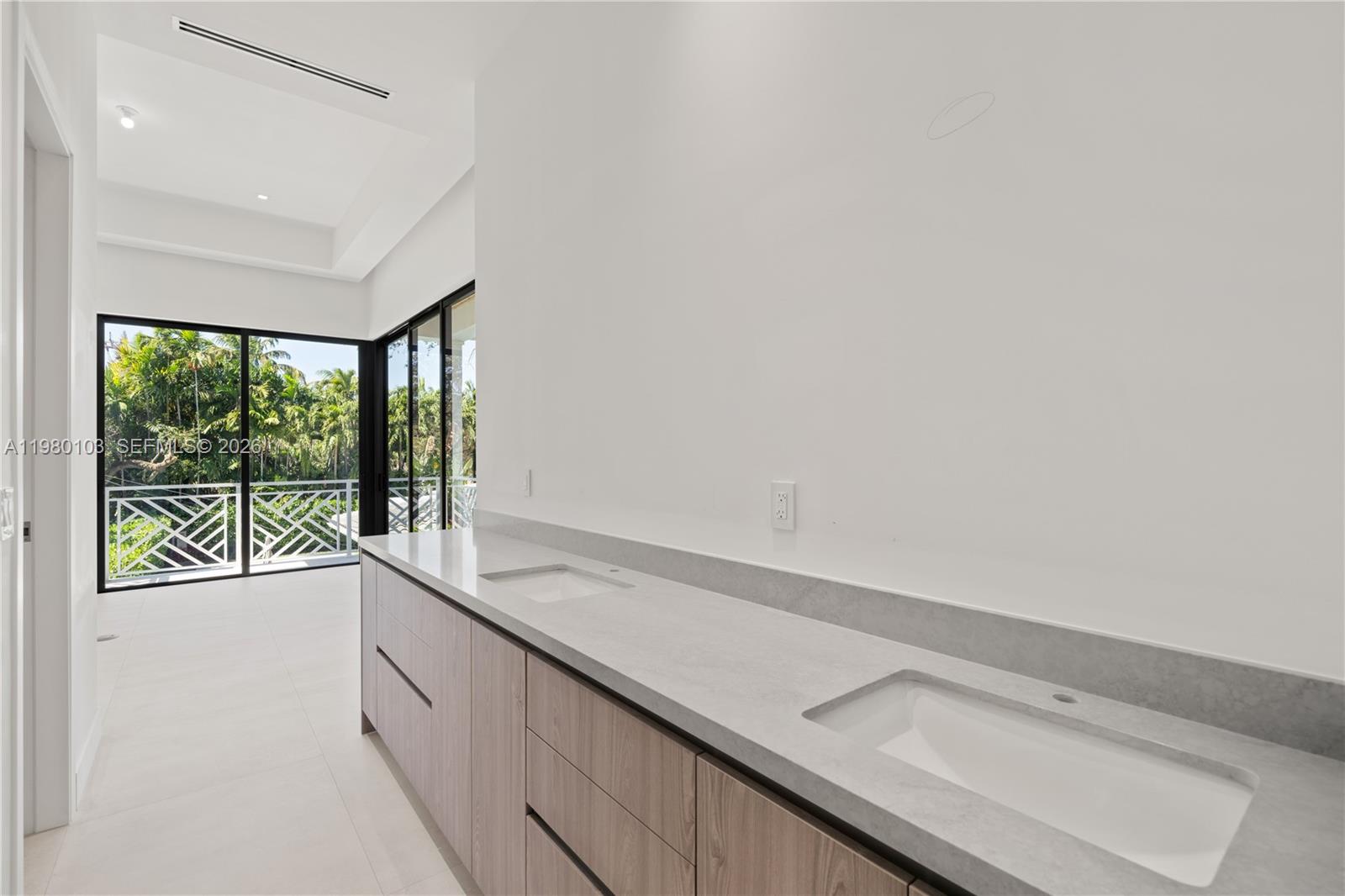 2710 S Le Jeune Rd Coral Gables, FL 33134