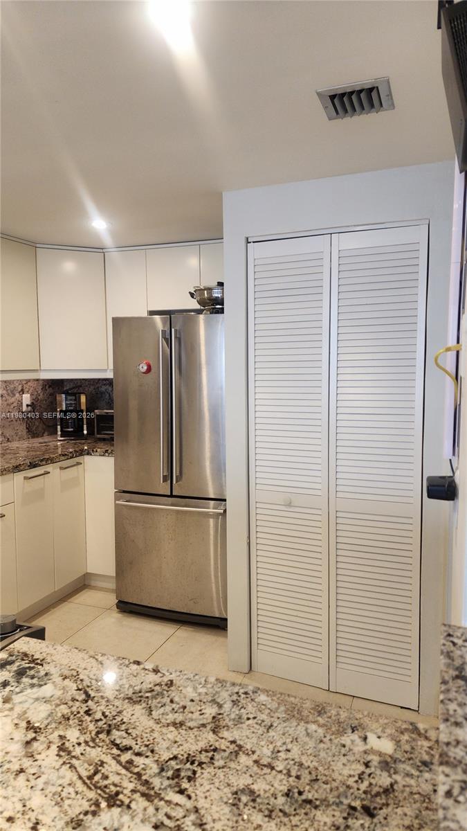 1901 Brickell Ave #B1407 Miami, FL 33129