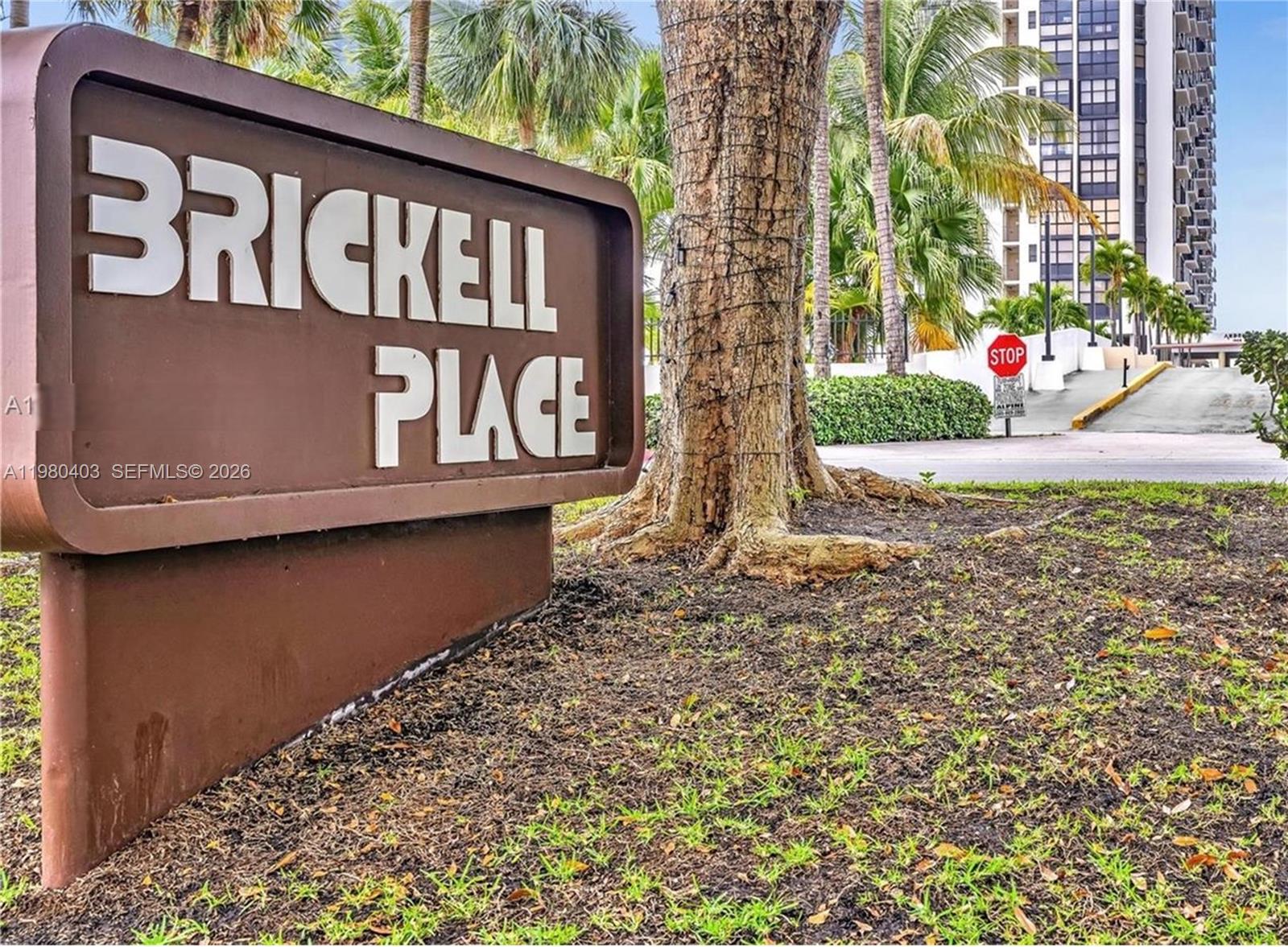 1901 Brickell Ave #B1407 Miami, FL 33129