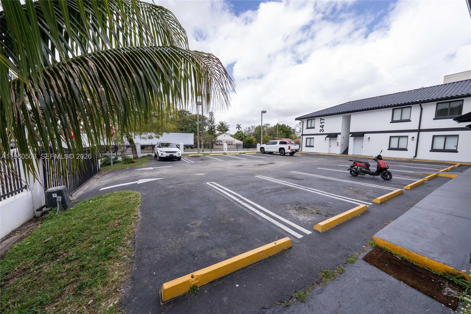 3417 NW 22nd Ave #13