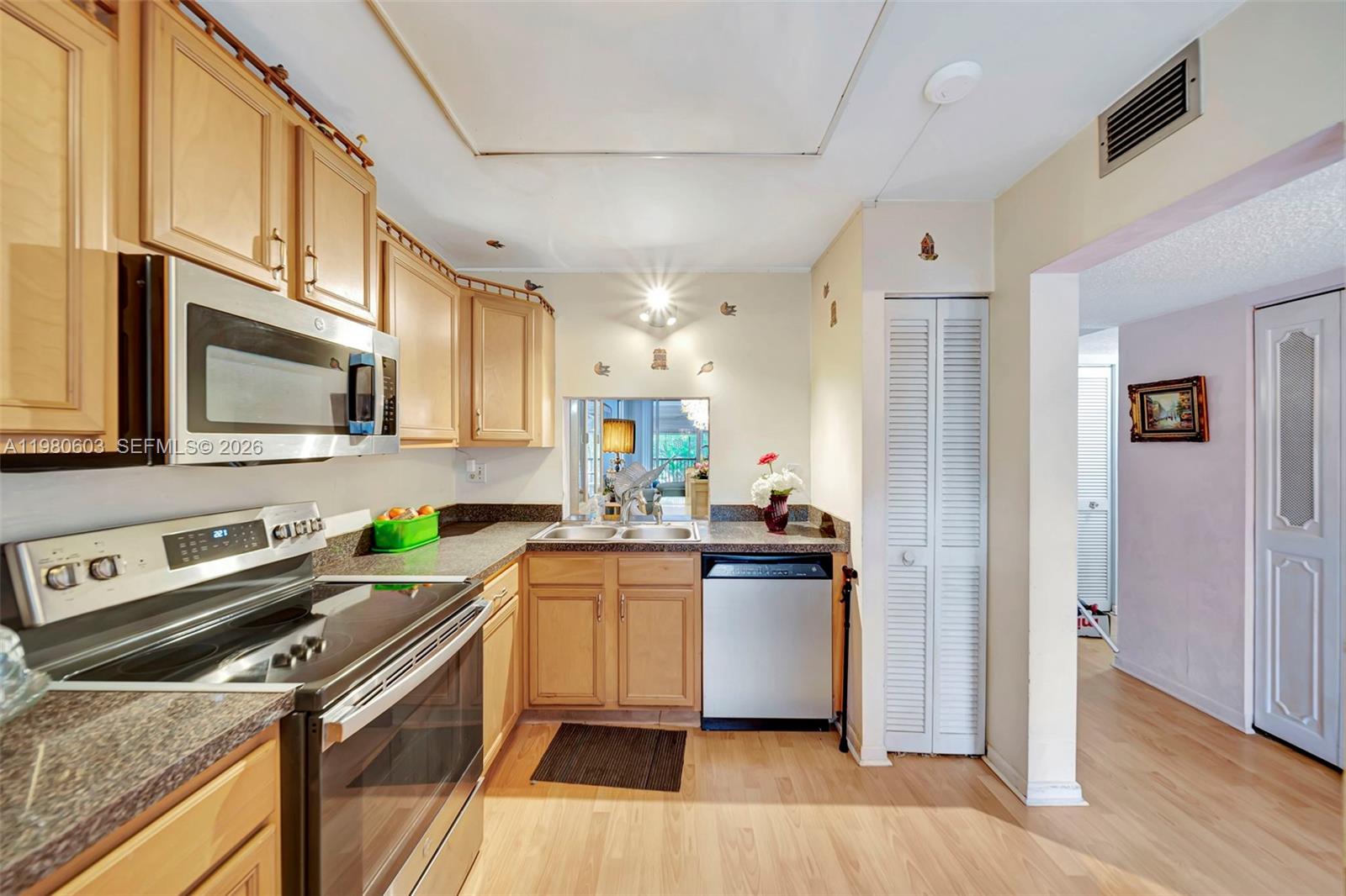 3940 Inverrary Blvd #303-A Lauderhill, FL 33319