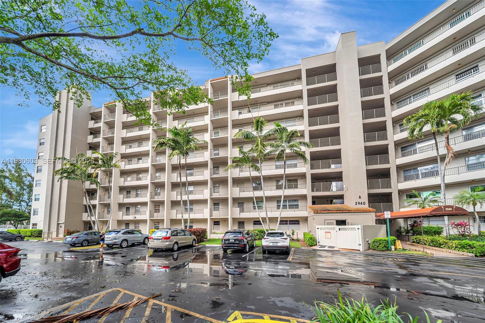 3940 Inverrary Blvd #303-A Lauderhill, FL 33319