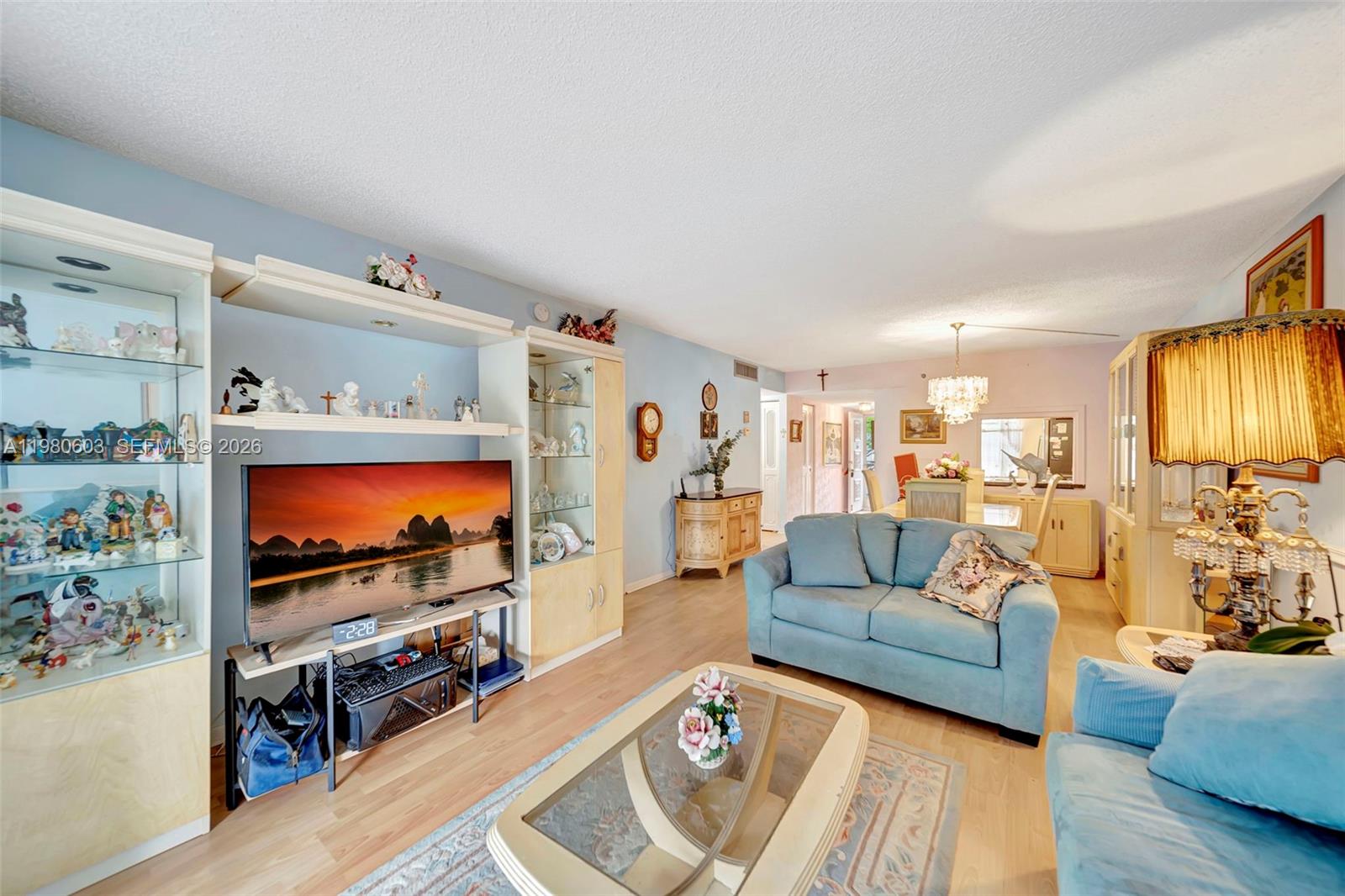 3940 Inverrary Blvd #303-A Lauderhill, FL 33319