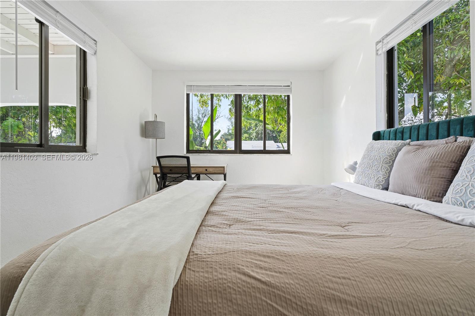 10845 Peachtree Dr #10845 Miami, FL 33161