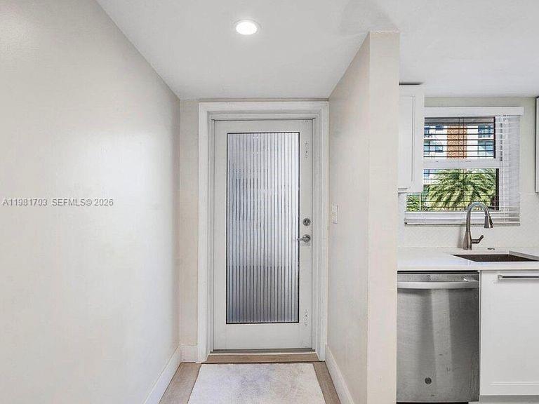 40 Isle Of Venice Dr #6 Fort Lauderdale, FL 33301