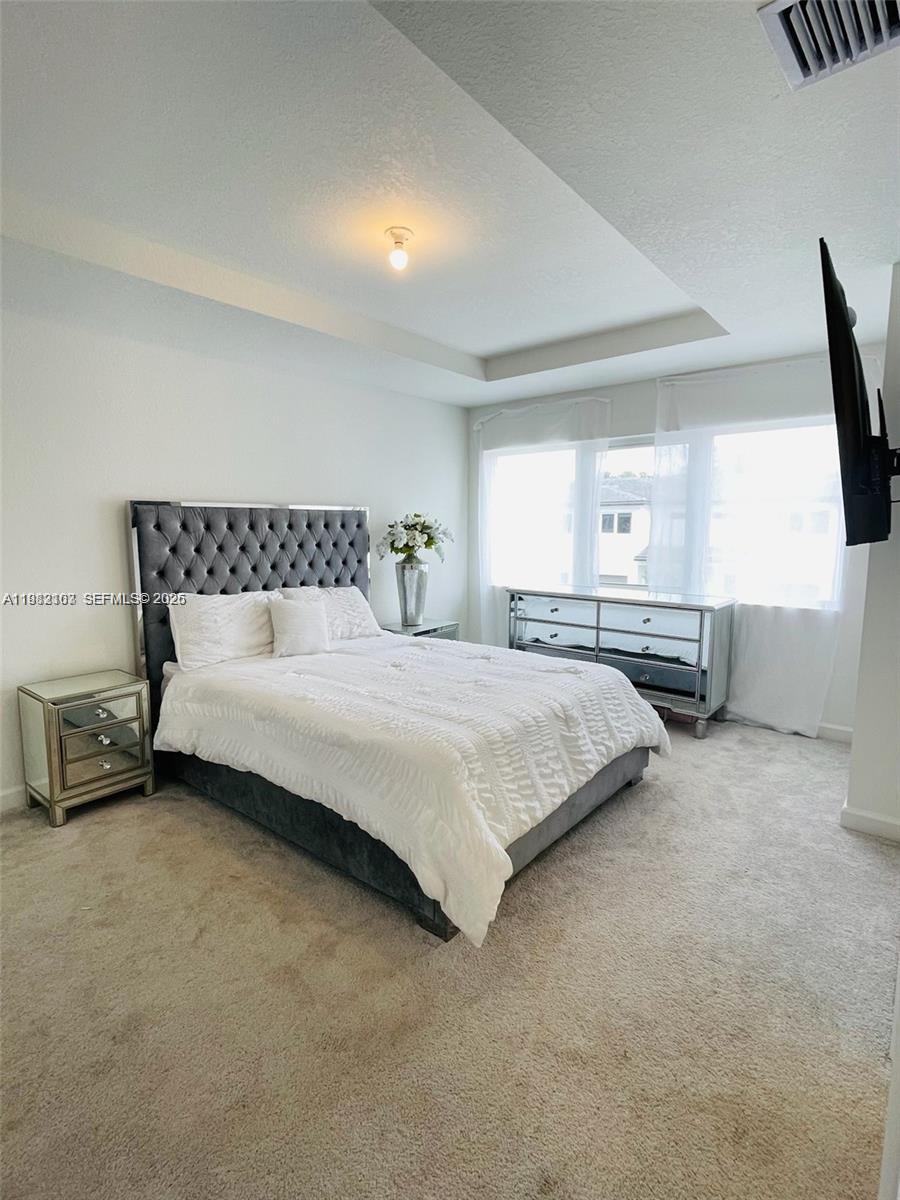 5000 SW 37th St Pembroke Park, FL 33023