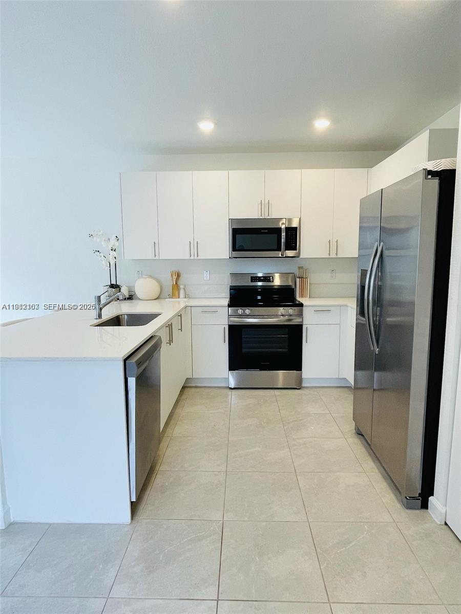 5000 SW 37th St Pembroke Park, FL 33023