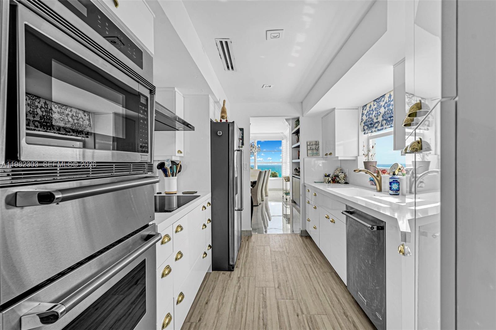 4925 Collins Ave #4A Miami Beach, FL 33140