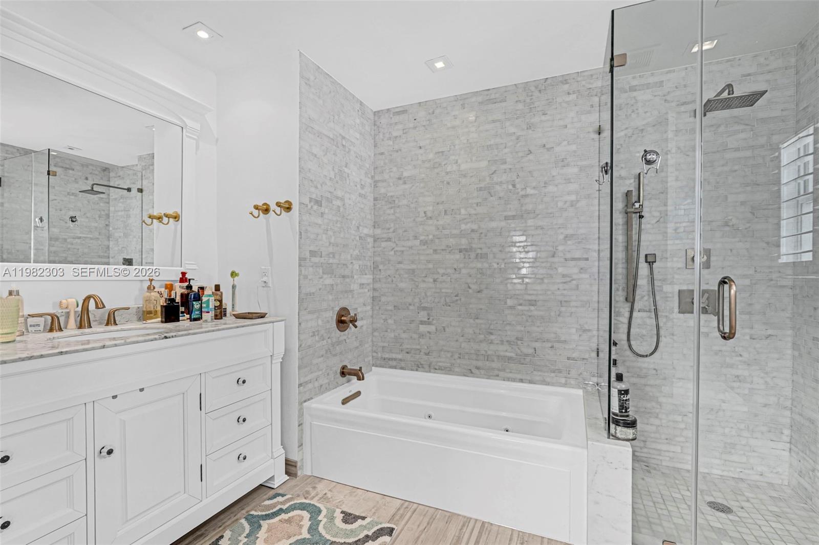 4925 Collins Ave #4A Miami Beach, FL 33140