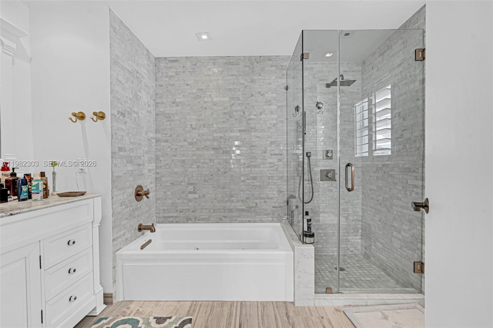 4925 Collins Ave #4A Miami Beach, FL 33140