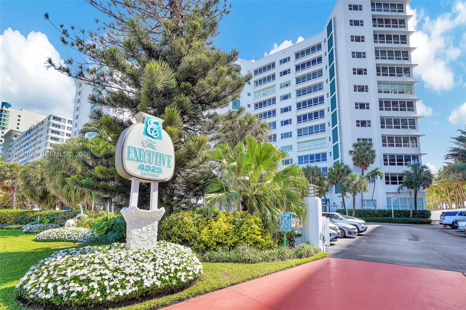 4925 Collins Ave #4A Miami Beach, FL 33140