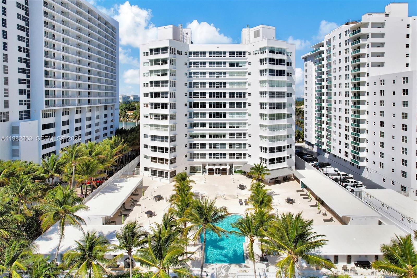4925 Collins Ave #4A Miami Beach, FL 33140