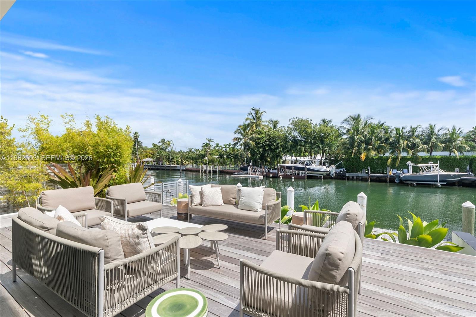 1011 W 48th St #8 Miami Beach, FL 33140