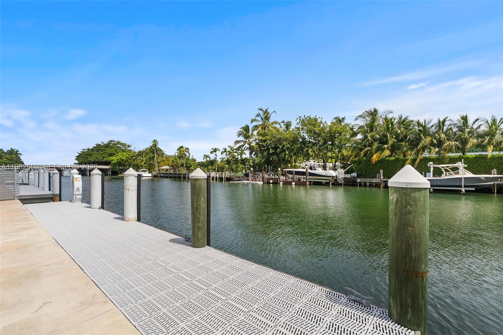 1011 W 48th St #8 Miami Beach, FL 33140